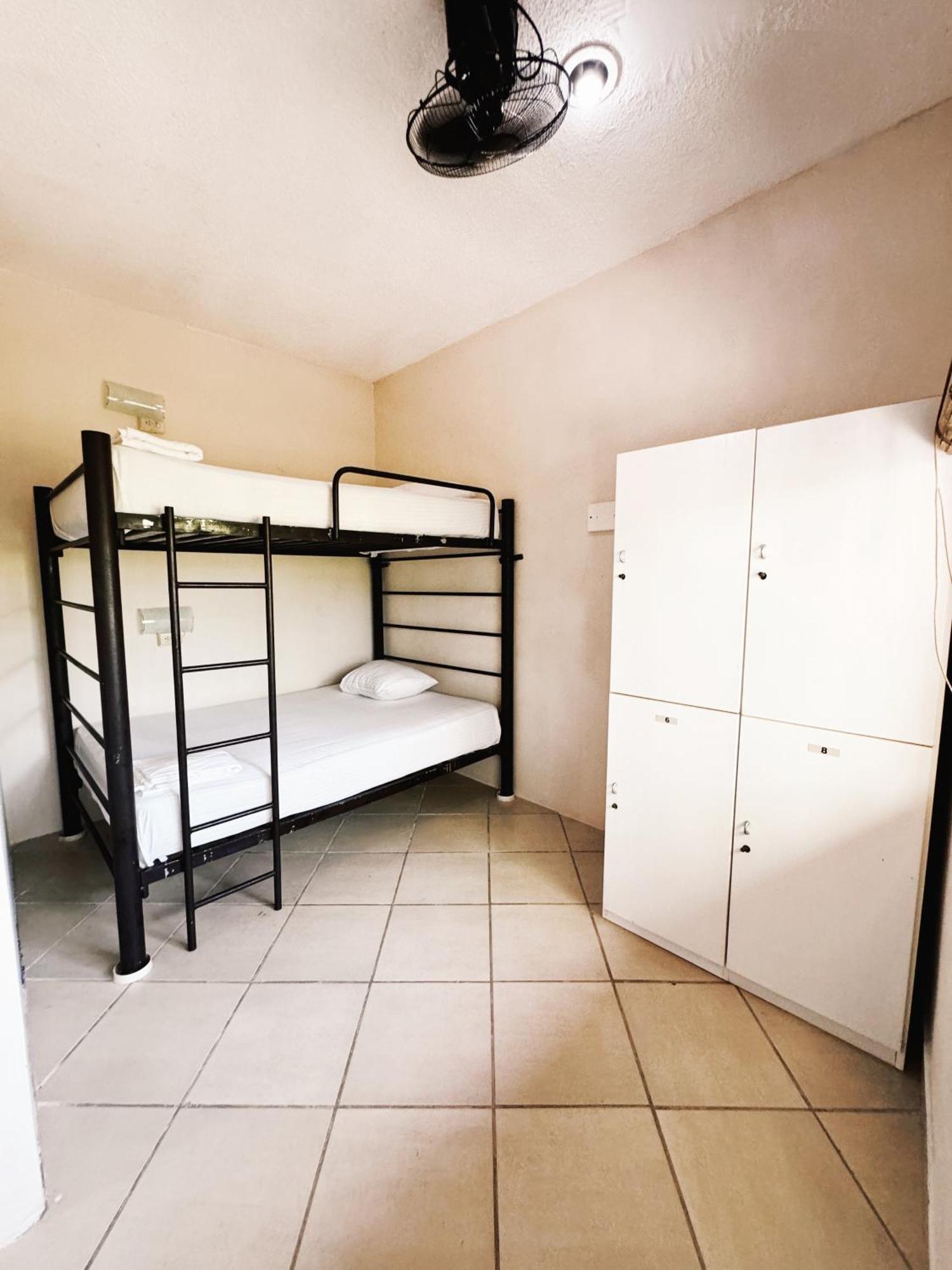 3B Wellness Hotel & Hostel Adults Only بلايا ديل كارمن المظهر الخارجي الصورة