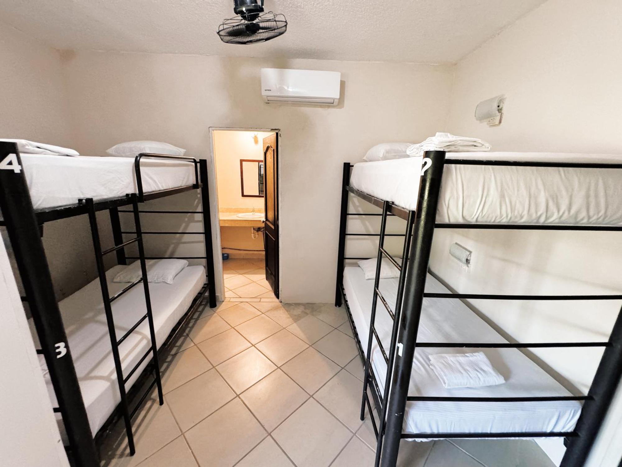 3B Wellness Hotel & Hostel Adults Only بلايا ديل كارمن المظهر الخارجي الصورة
